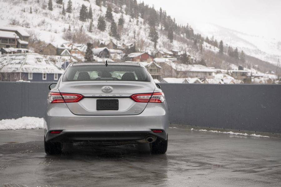  Toyota Camry XLE AWD 2019 года  (NA) (фото 12 из 13)